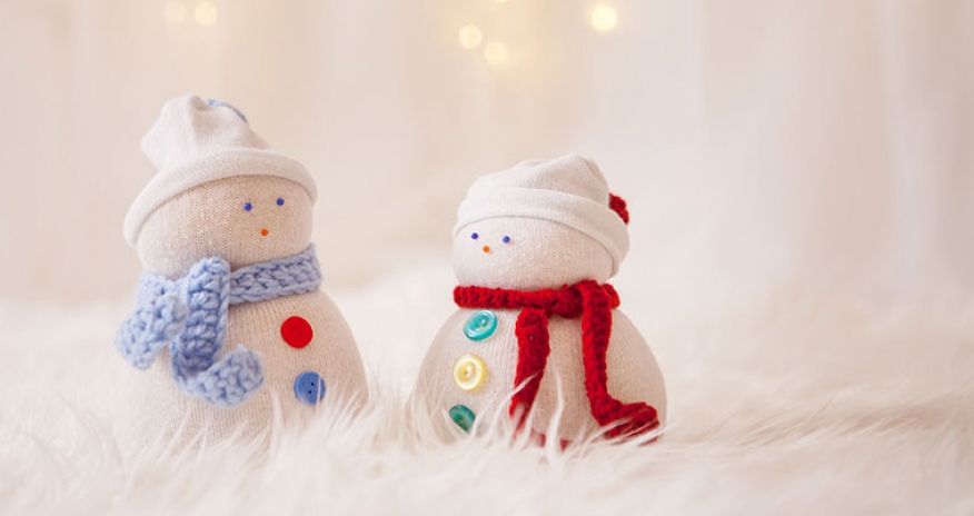 Rice Sock Snowman photo of snowmen made out of socks